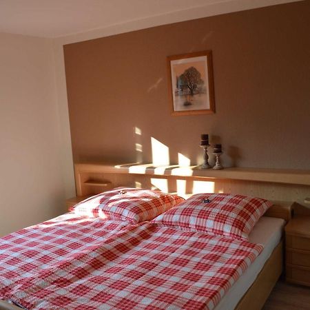 Ferienwohnung Schmidt, 95131 Rhauderfehn ภายนอก รูปภาพ